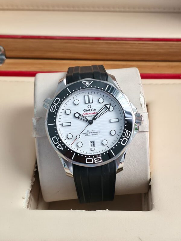 Omega Seamaster 300