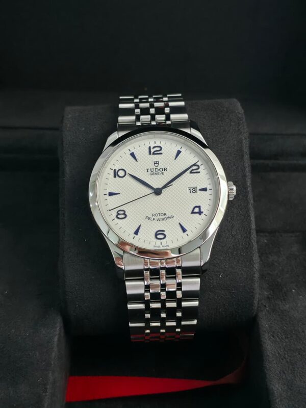 Tudor Style White Dial 41mm 2022
